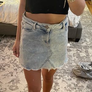 Light wash denim skirt